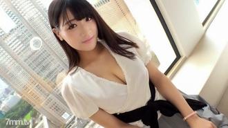 siro-3947 在学校是模范学生的F奶女孩让她张开双腿在男人的辱骂中达到高潮