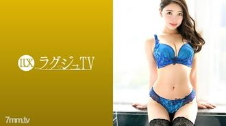 LUXU-1375 豪華電視 1397 苗條豐滿的半臉偶像使他們期待已久的 AV 首次亮相。用演員的技術喝醉的密集性愛，同時搖晃著世界上吸引男人的柔軟的大山雀！