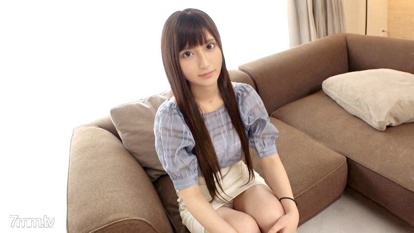 SIRO-4512原偶像超可爱看板娘在镜头前展现身材的原偶像露出了不能让粉丝看到的卑猥表情